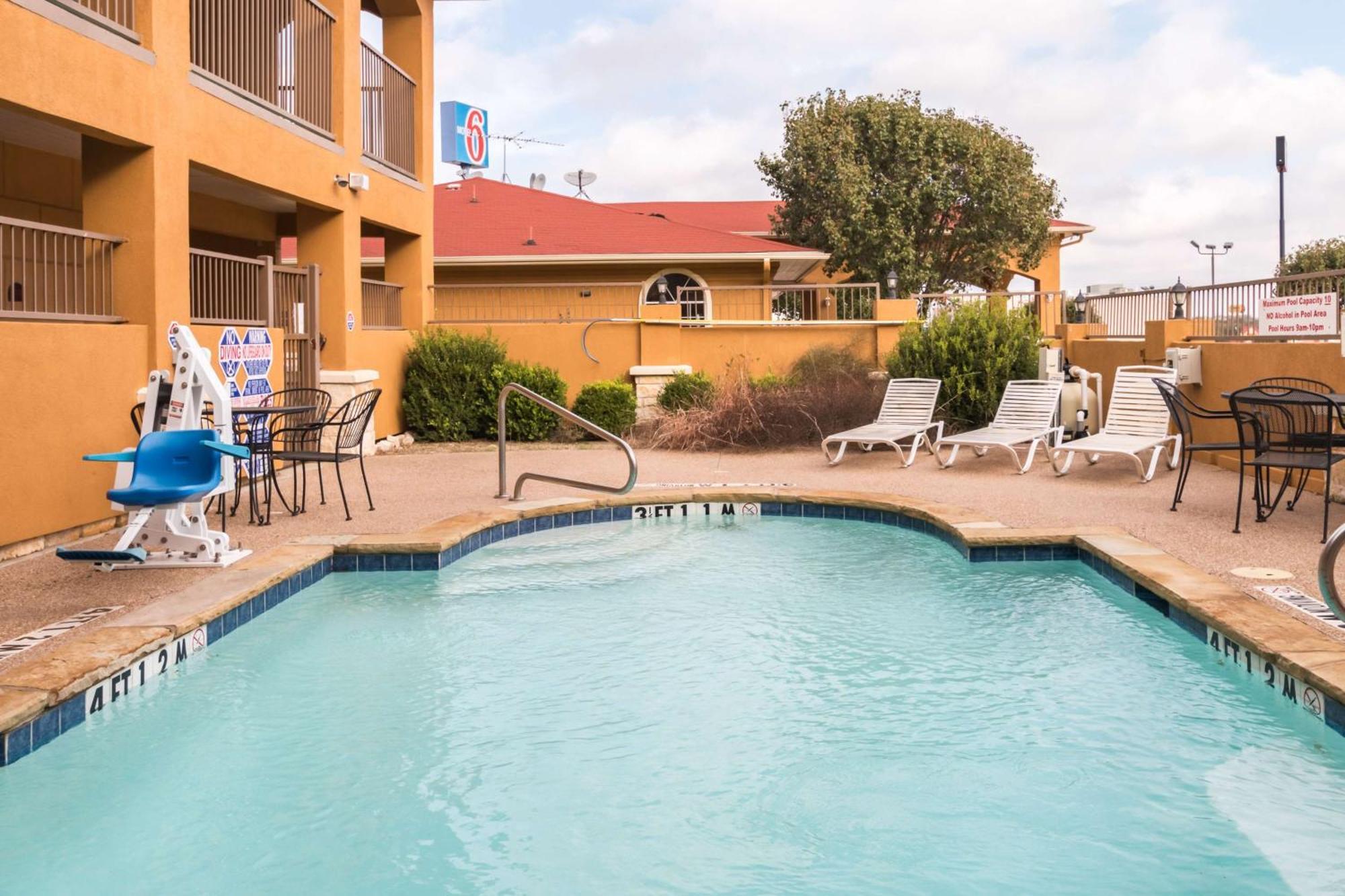 Motel 6 Alvarado Tx Exteriér fotografie